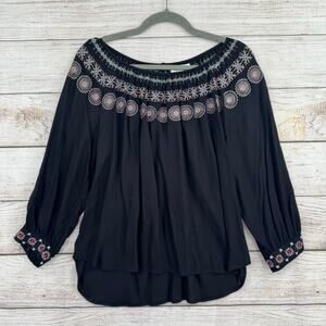Velvet by Graham and Spencer Embroidered Boat Neck Blouse Womens Small Black